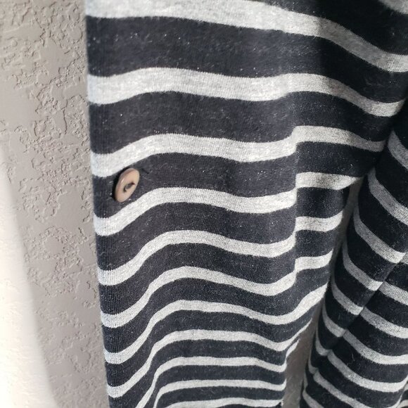 Soft Surroundings Size L Gray & Black Stripe Tunic Cowl Neck Roll tag sleeve - Picture 3 of 8